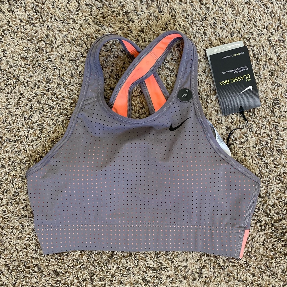 Nike Classic Sports Bra